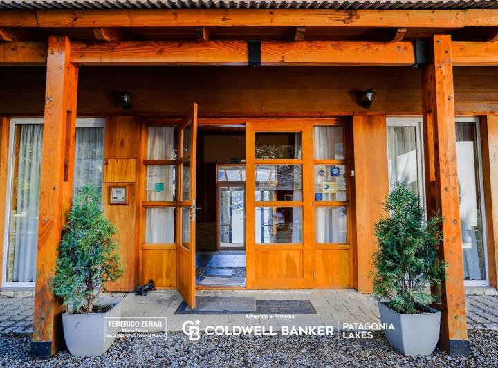 VENTA Apart Hotel, con costa de lago, Bariloche 1