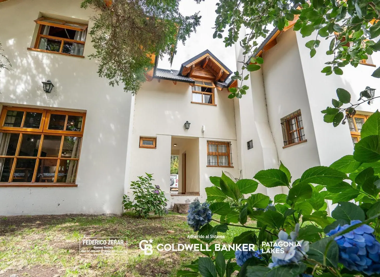 Venta de complejo de cabaña El Viejo Cipres-Av. Bustillo 6300-  Bariloche 4