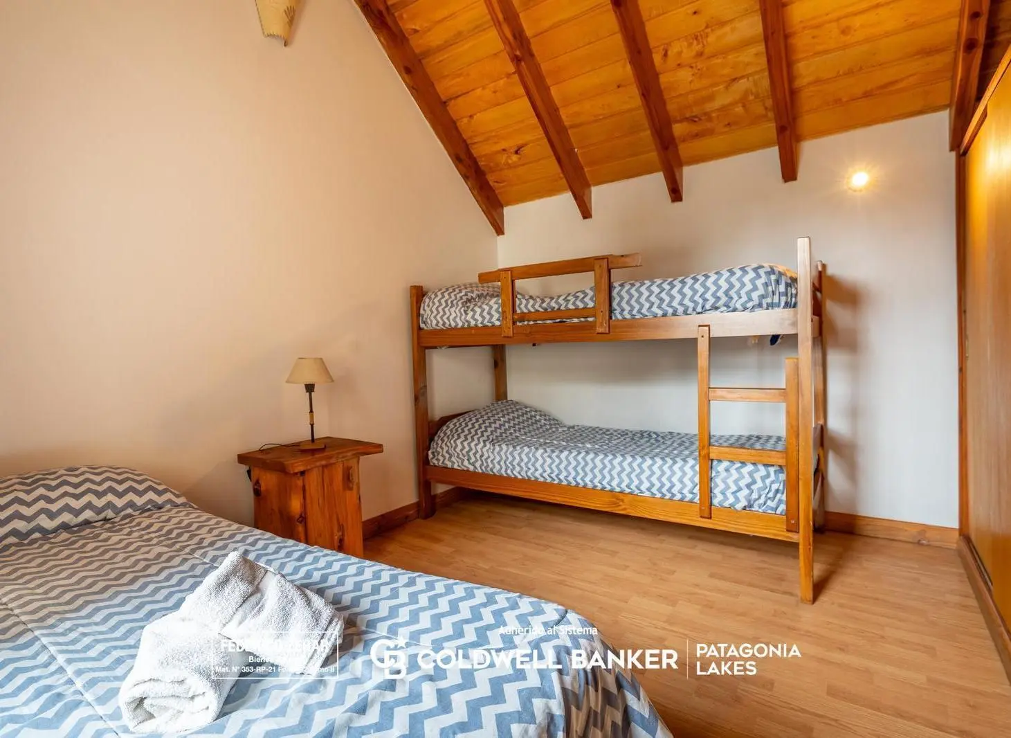Venta de complejo de cabaña El Viejo Cipres-Av. Bustillo 6300-  Bariloche 5