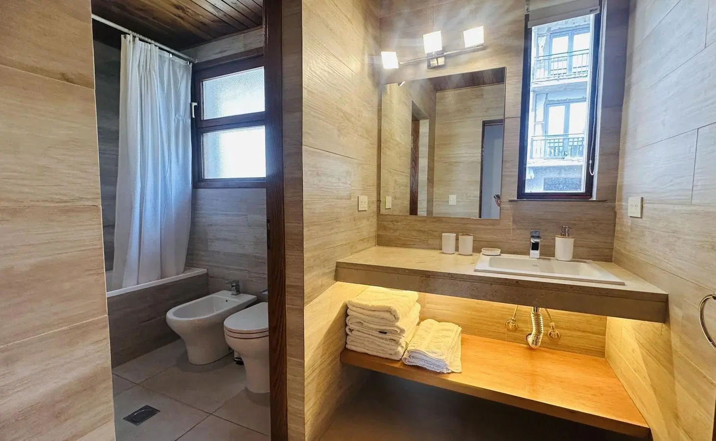 Casa Premium moderna 4dorm Tucuman 270 B° Belgrano 4
