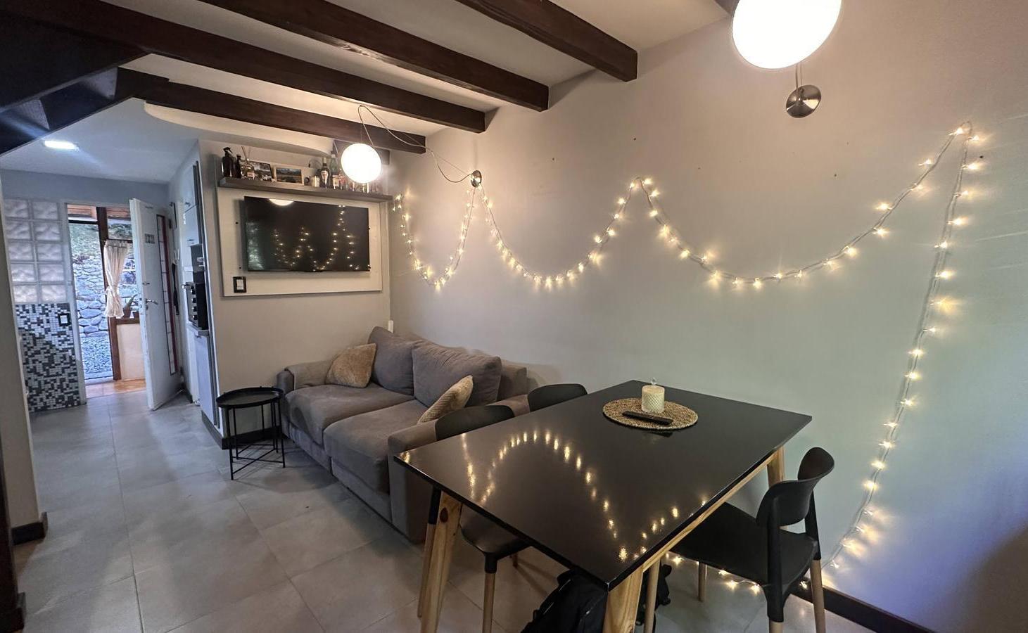Foto de PH remodelado 2 dorm con patio Parque Faldeo km 6, imagen 1