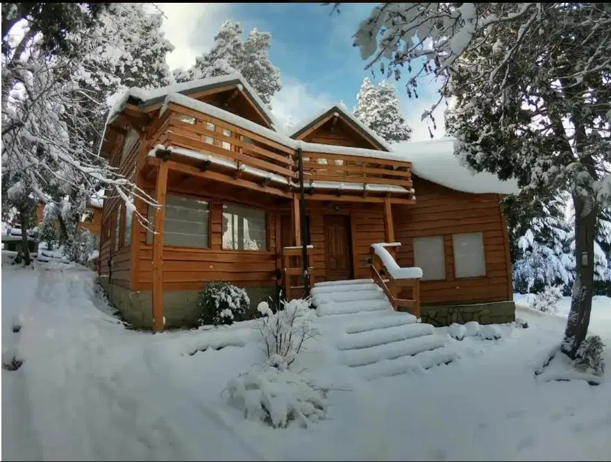 Inversión Complejo de 4 cabañas Lago Gutiérrez Bariloche 2