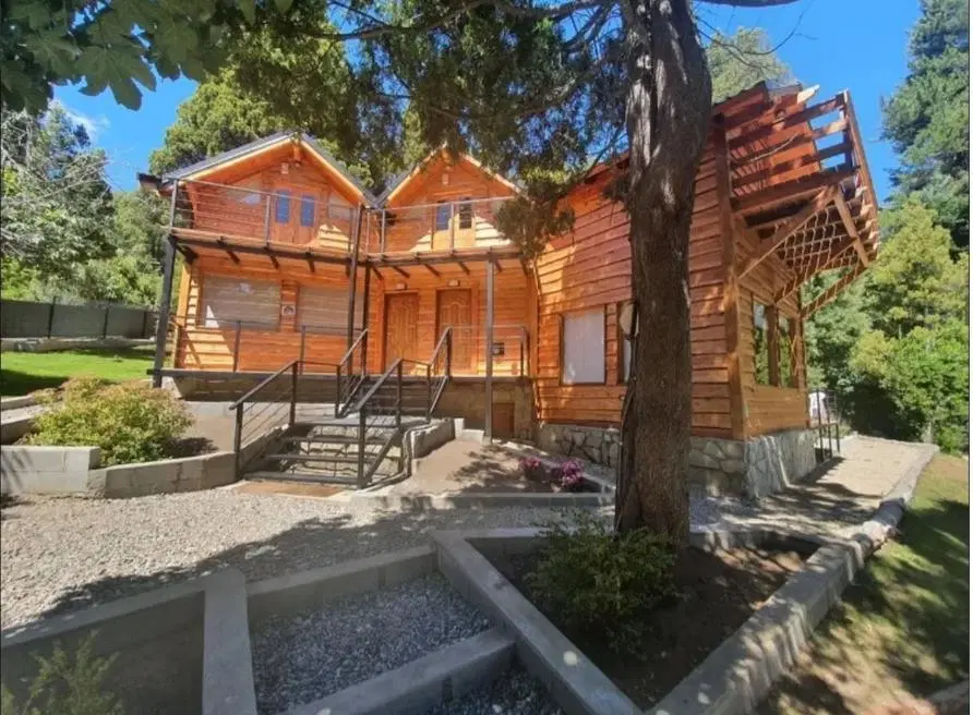 Inversión Complejo de 4 cabañas Lago Gutiérrez Bariloche 3