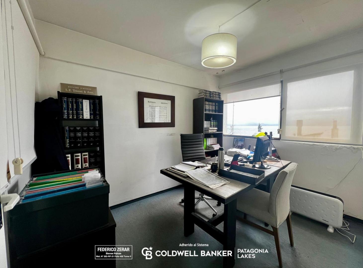 Foto de Venta Oficina - Mitre y Quaglia - Centro - Bariloche, imagen 3