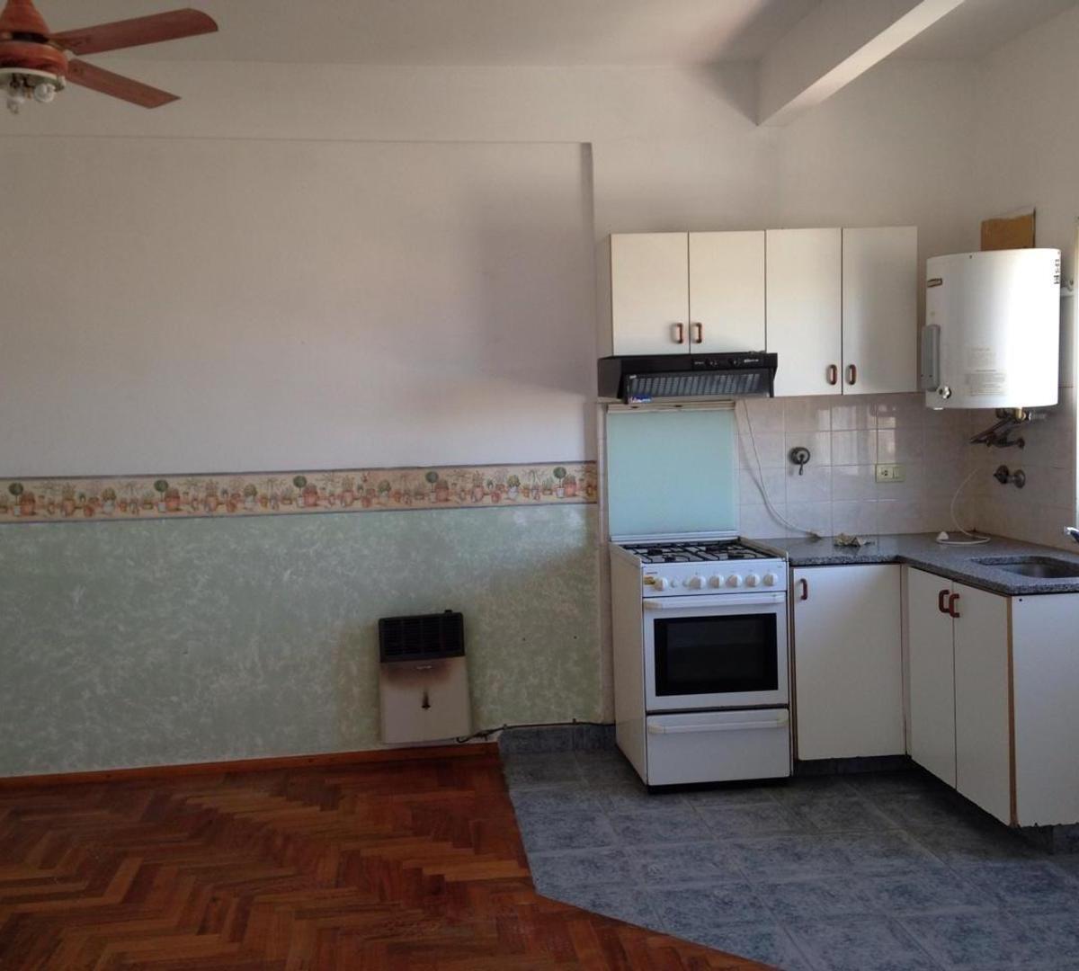 Foto de Departamento centro. RETASADO, imagen 2