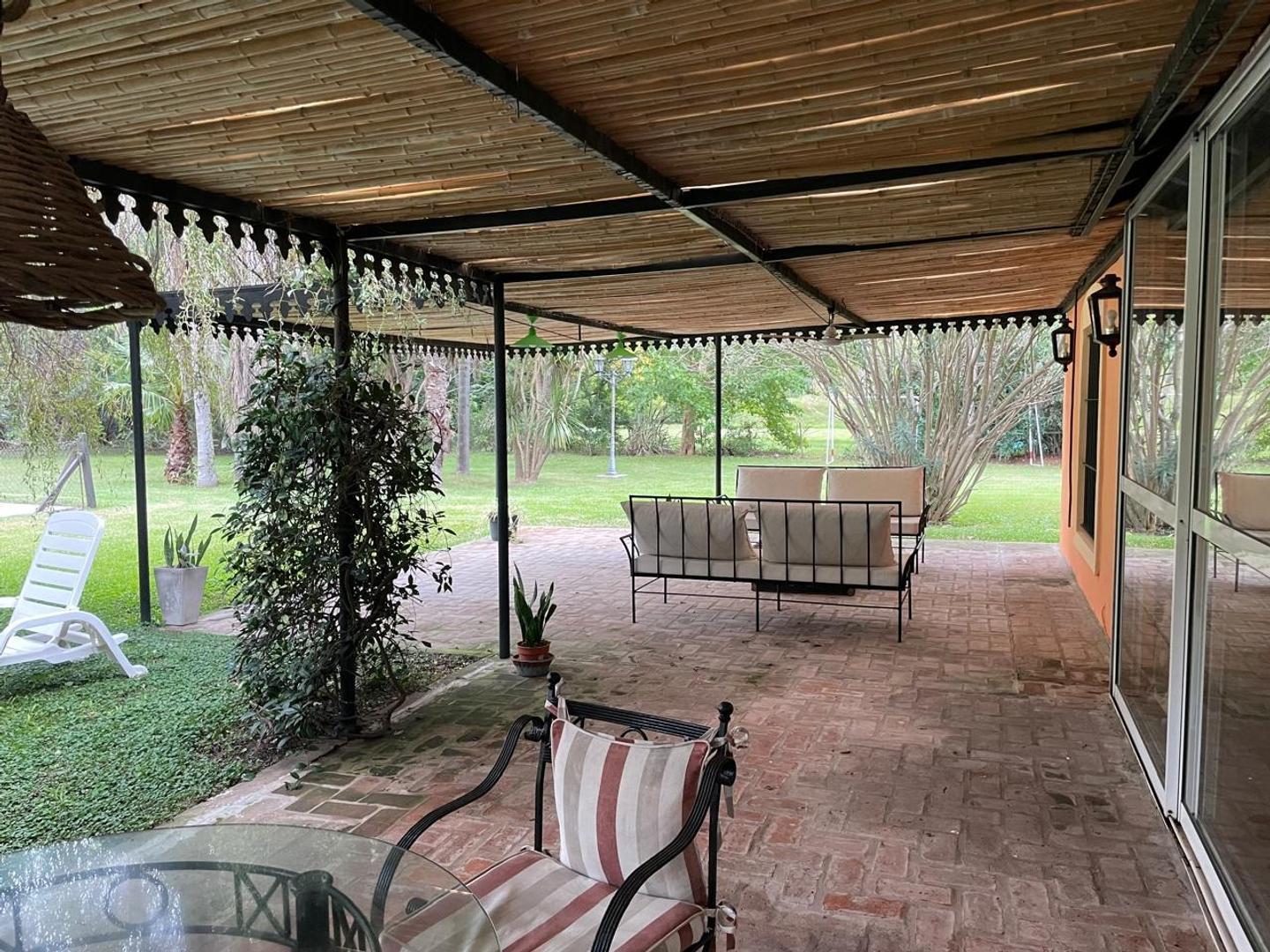 Foto de Casa en Venta en Zarate, imagen 1