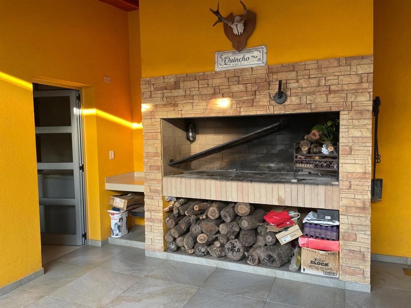 Foto de Casa en Venta Zona Centro Zàrate, imagen 2