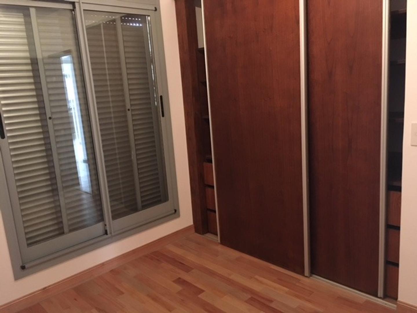 Foto de Departamento en Alquiler Zona Centro Zárate, imagen 2
