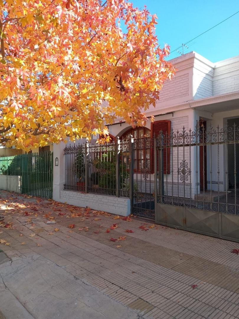 Foto de Casa en Venta Zona Centro Zárate, imagen 1