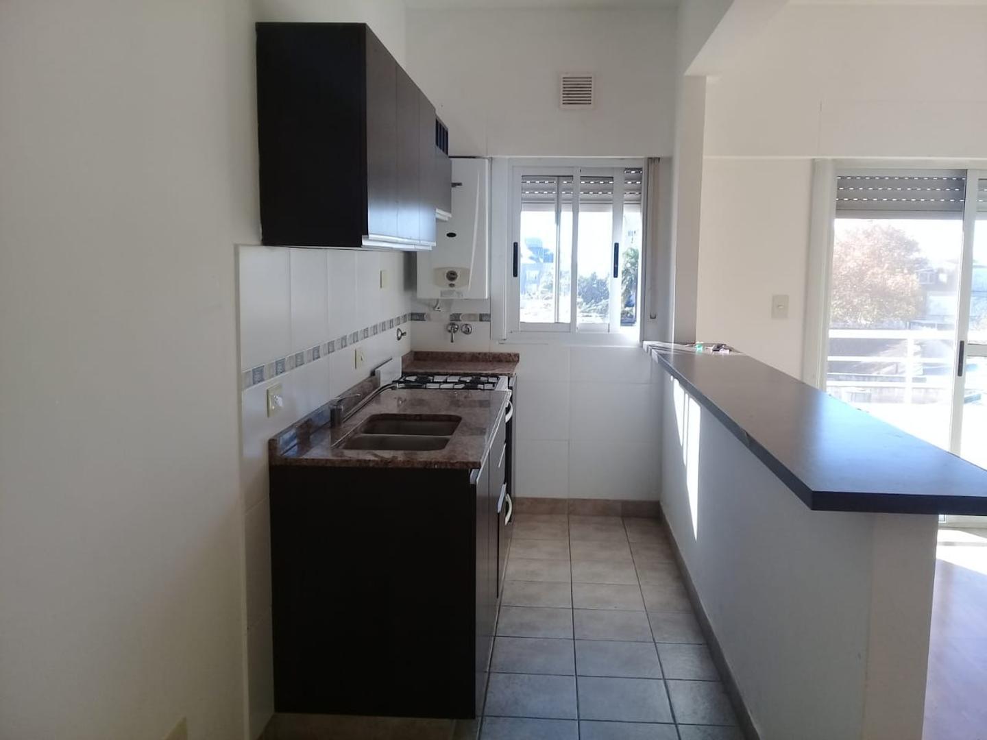 Foto de Departamento En Alquiler Zona Centro Zárate, imagen 1