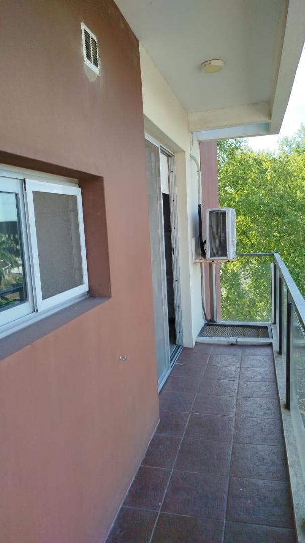 Foto de Departamento en Venta Villa Massoni Zárate, imagen 1