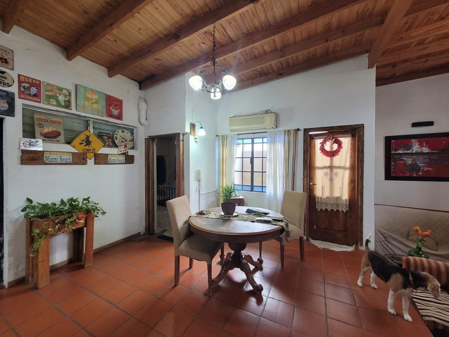 Foto de Casa en Venta Zona Villa Fox Zarate, imagen 1