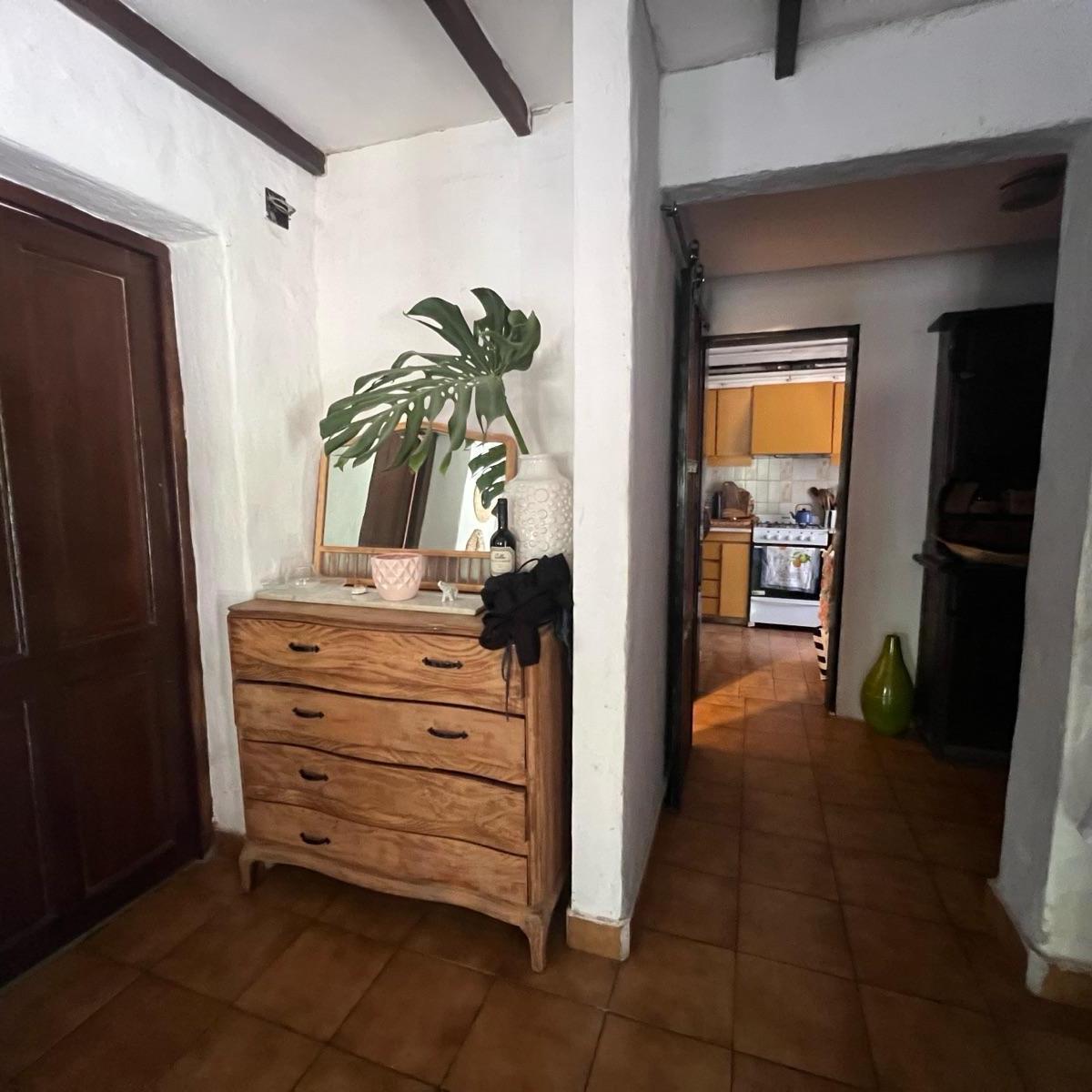 Foto de Encanto histórico rodeado de naturaleza – Casa con arboleda, imagen 3