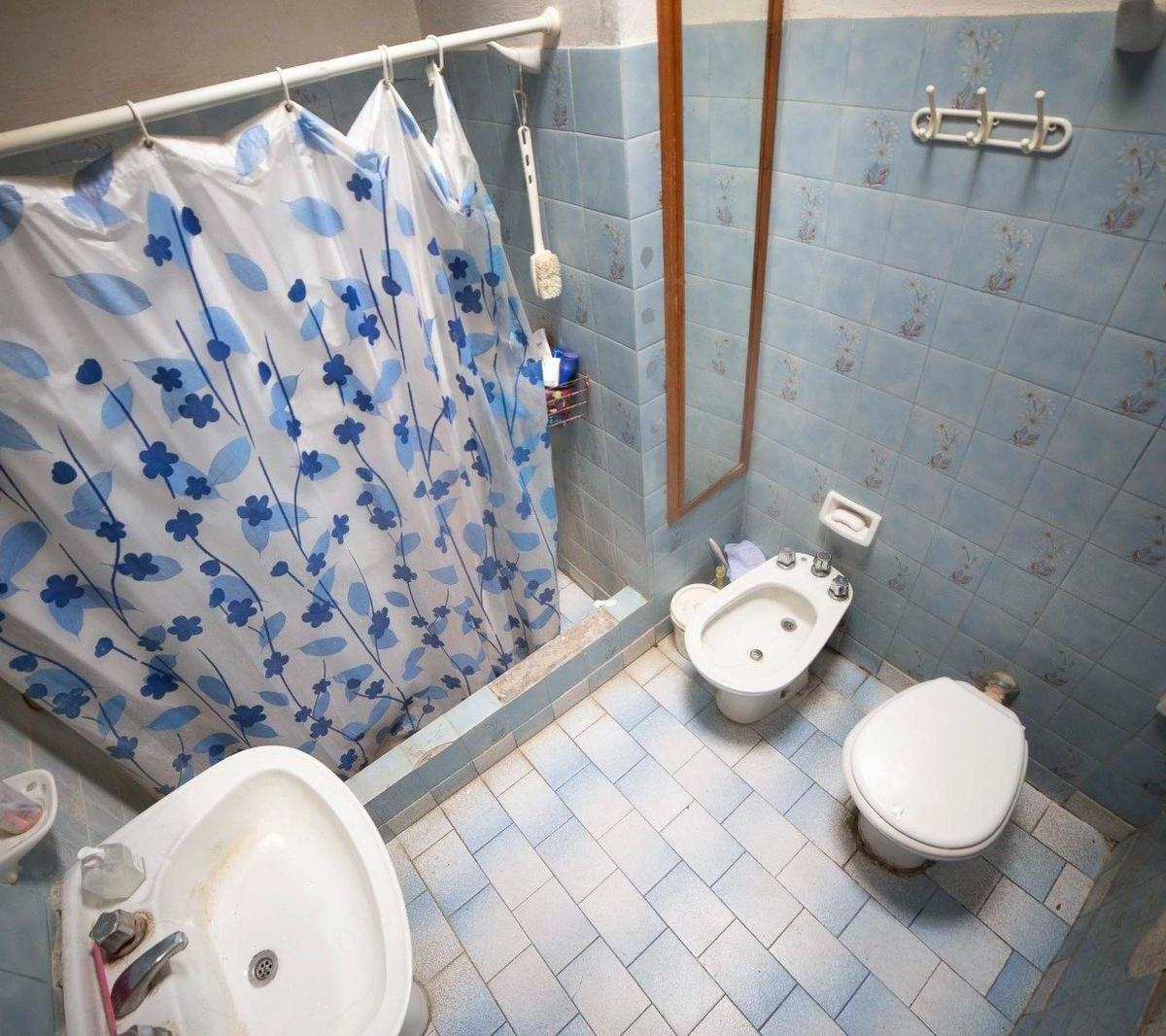 Casa 3 Ambientes Amplio Terreno, Cochera Excelente Zona 4