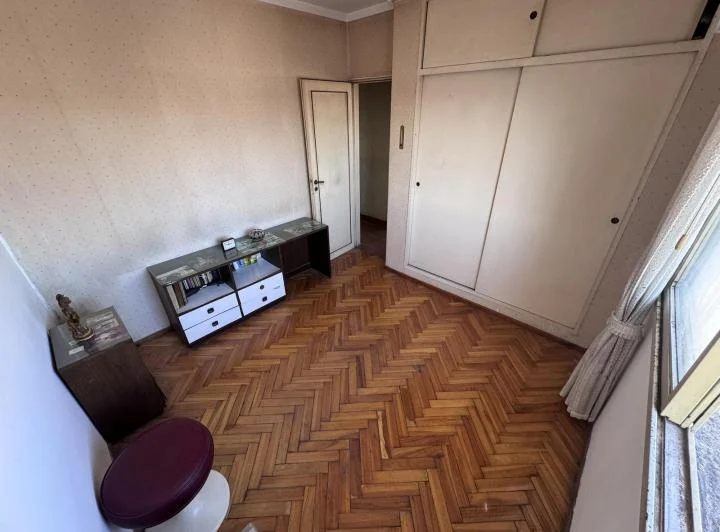 3 ambientes con balcón corrido luminoso ventilación cruzada 5