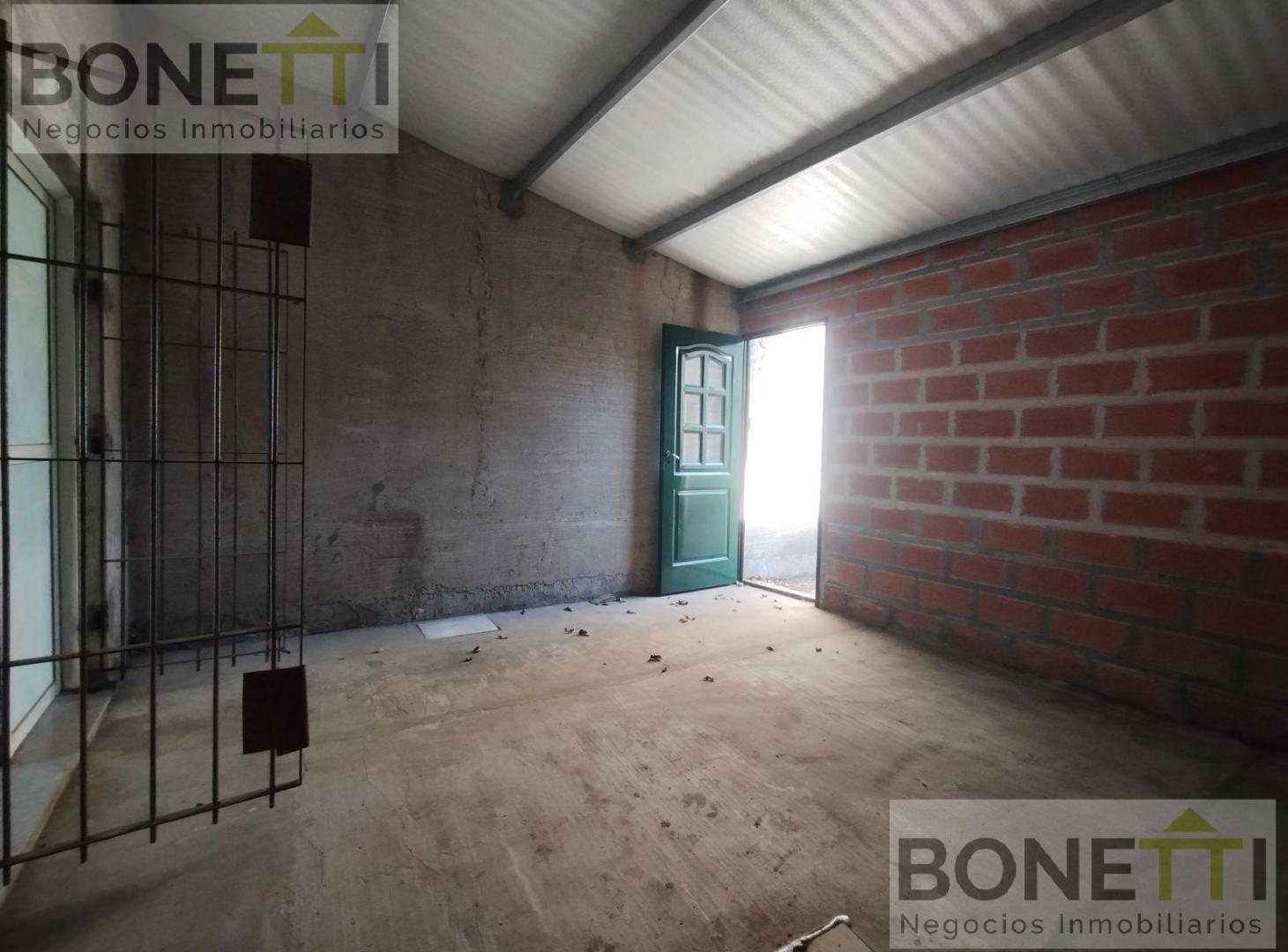 Foto de Local de 100mts en venta en Mercedes., imagen 4