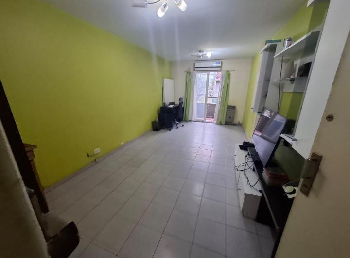 Departamento en primer piso por escaleras ubicado en Martin Rodríguez 1600, Barrio Odisa 2