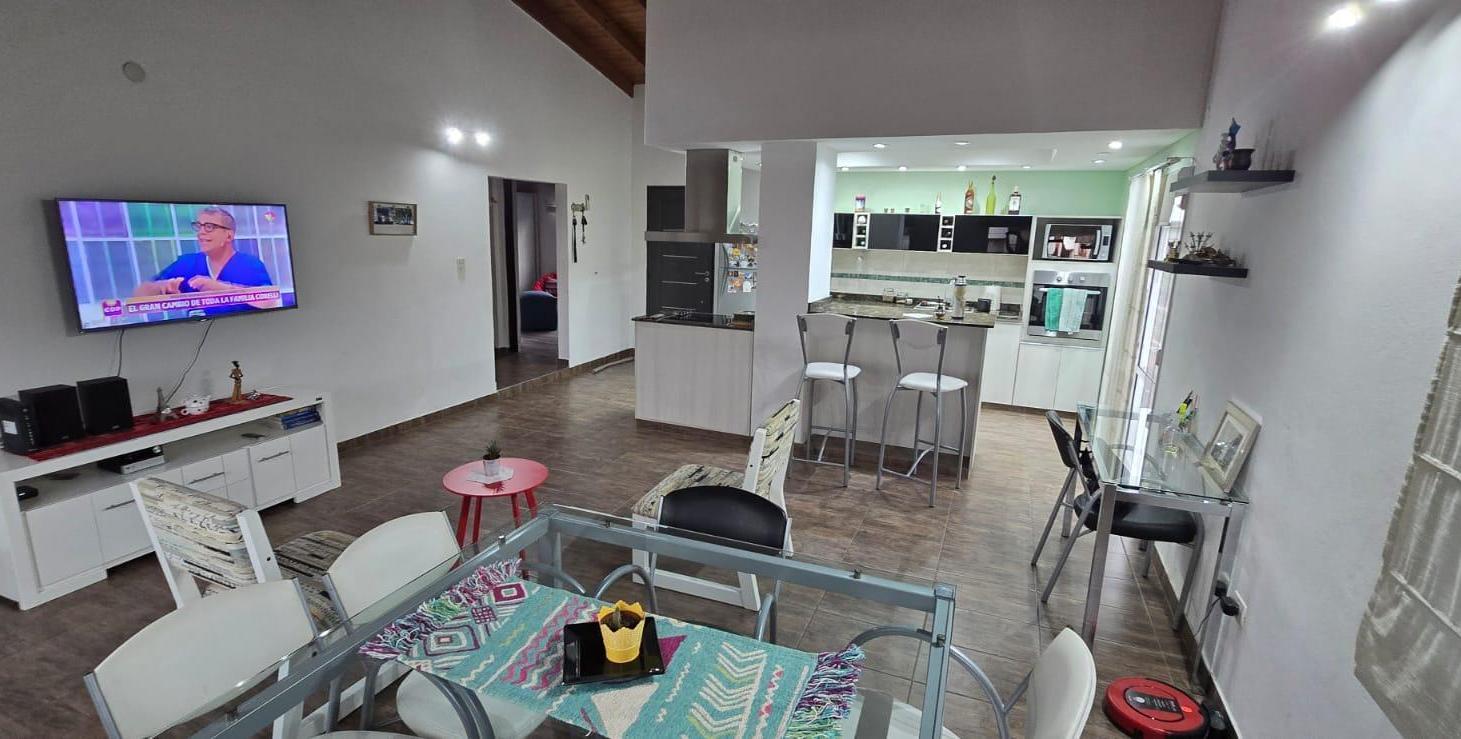 Casa en Malvinas Argentinas