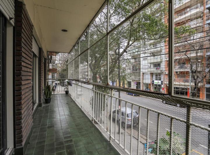 Alquiler - Departamento de Tres Ambientes con cochera en Villa Urquiza. Imperdible! 4