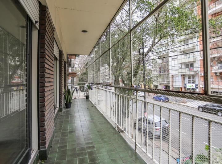 Alquiler - Departamento de Tres Ambientes con cochera en Villa Urquiza. Imperdible! 5
