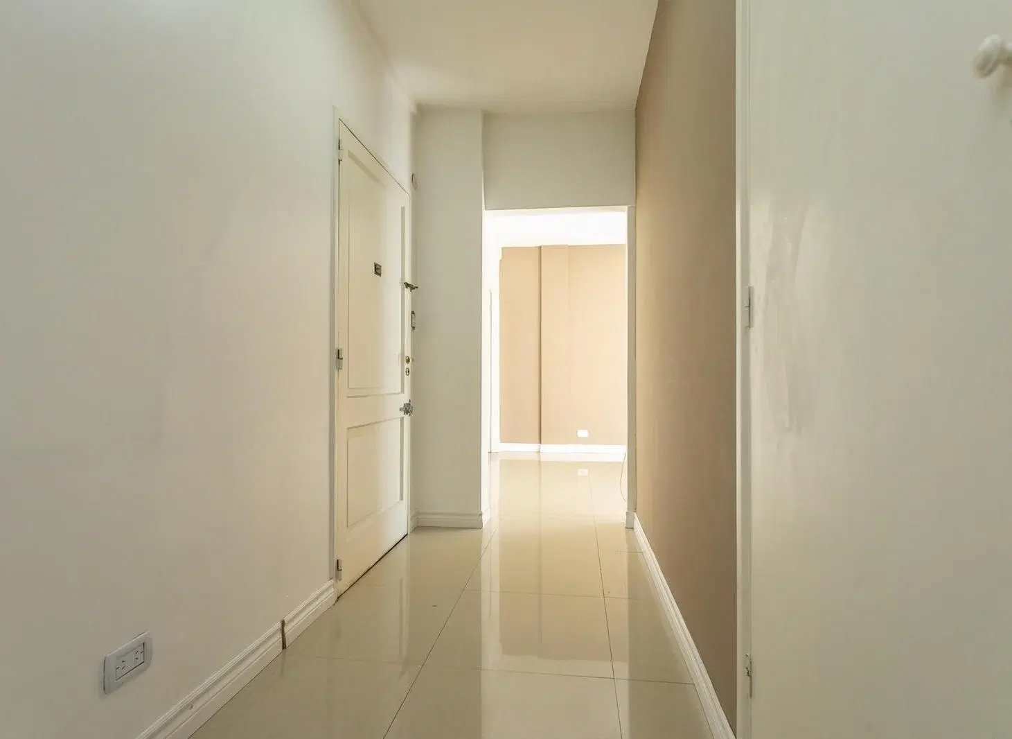 Apto Crédito Hipotecario. Departamento 3 Ambientes muy luminoso en Caballito! 2