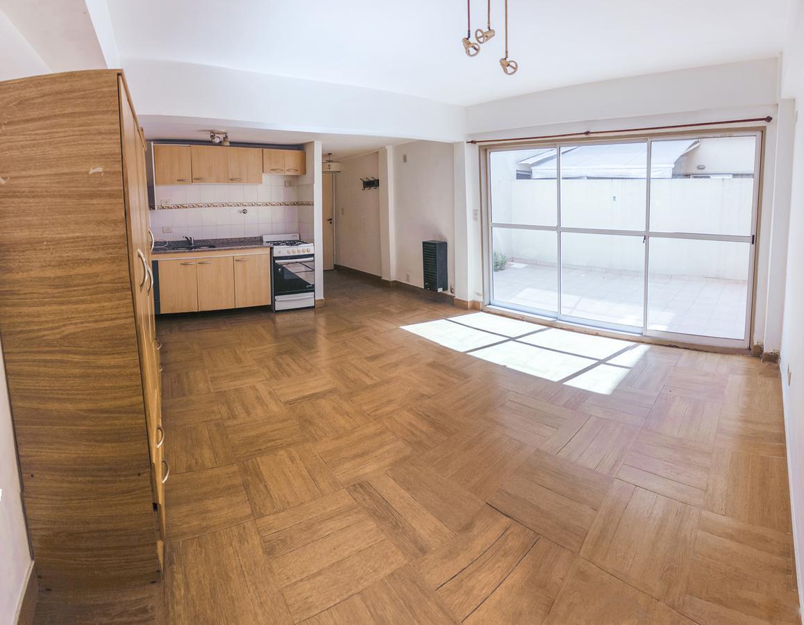 Foto de Venta Monoambiente con Cochera Cubierta y Patio en Almagro! Apto, imagen 1