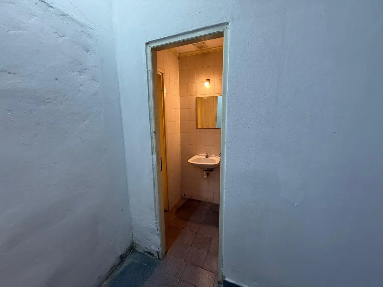 Local en alquiler 33m en Villa Primera 5