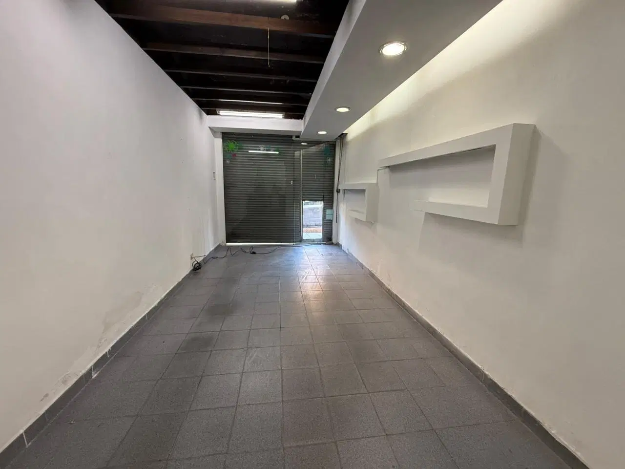Local en alquiler 33m en Villa Primera 4