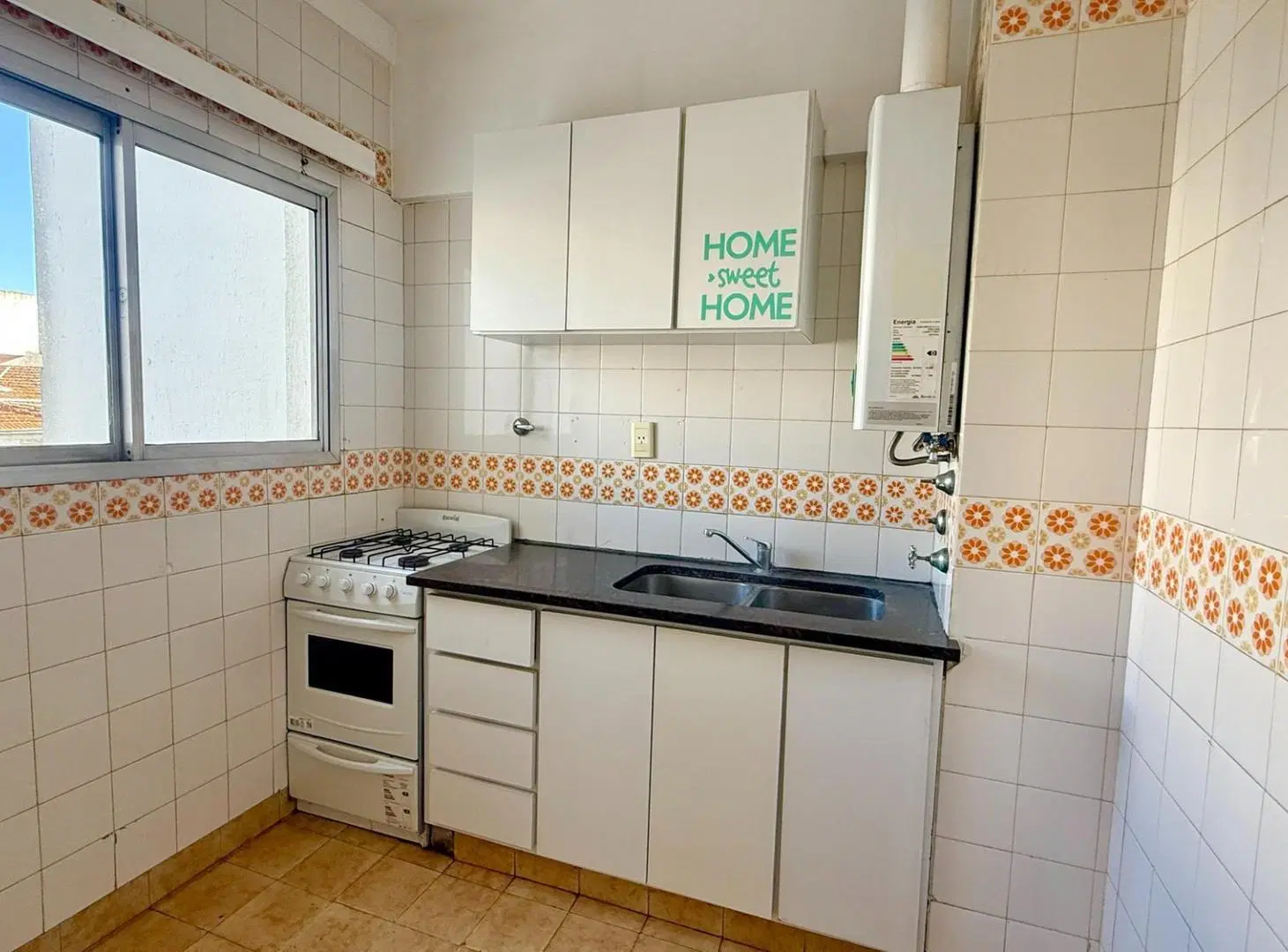 Departamento 2 ambientes en alquiler plaza mitre 2