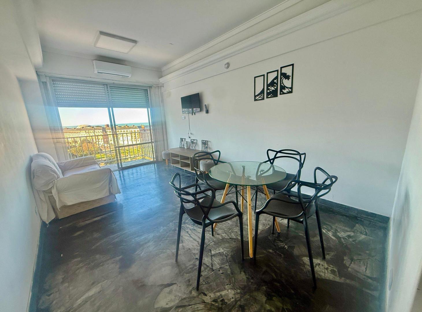 Foto de Venta departamento 2 ambientes con dependencia en Plaza Colon, imagen 2