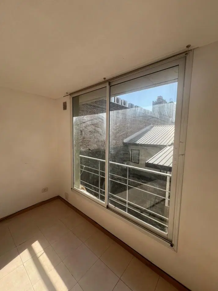 ALQUILER | MONOAMBIENTE | OVIDIO LAGOS 938 2