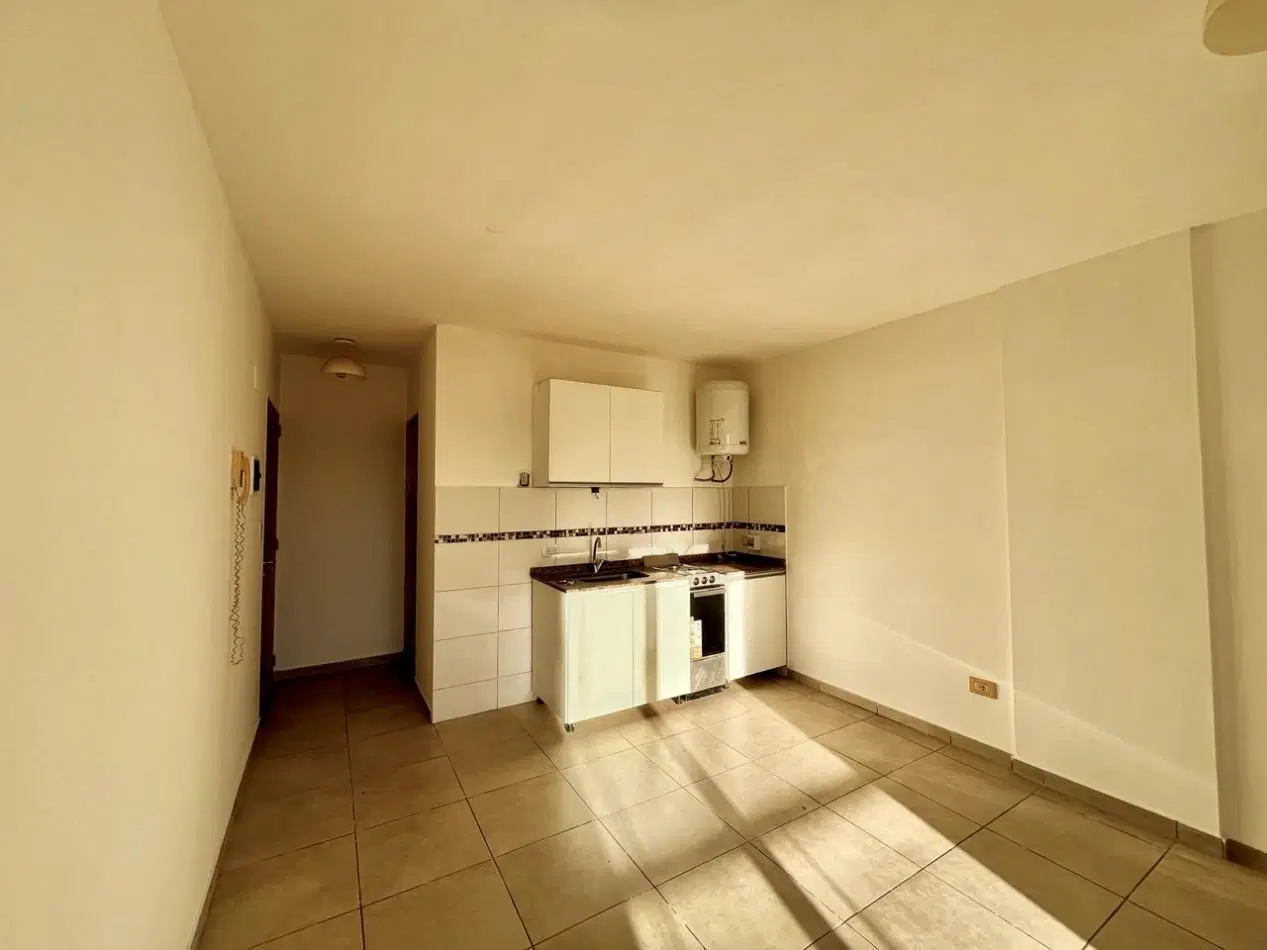 ALQUILER MONOAMBIENTE OVIDIO LAGOS 522 5