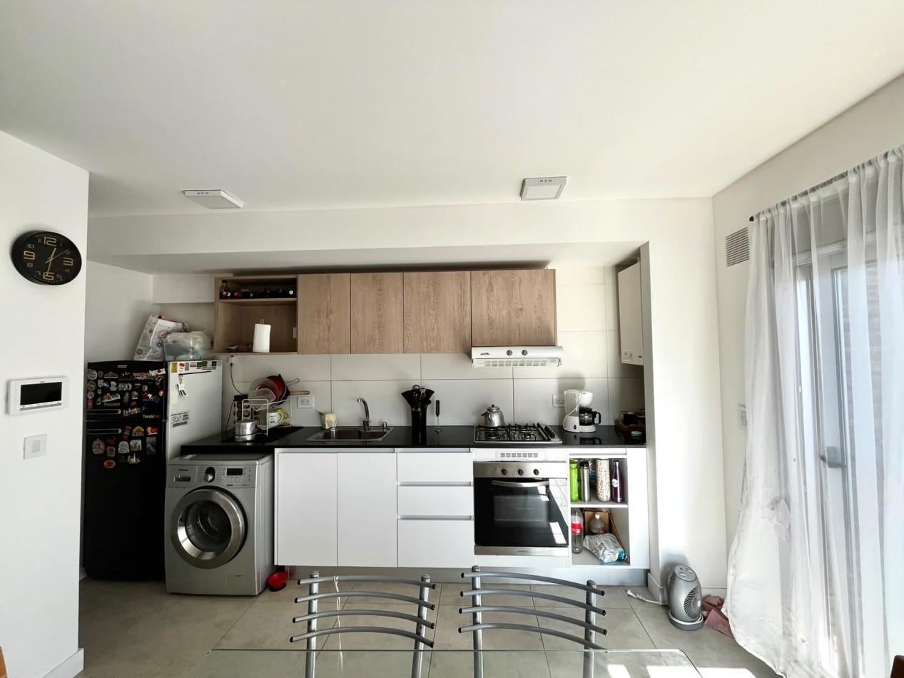 Foto de VENTA 1 DORMITORIO OVIDIO LAGOS 1141, imagen 3