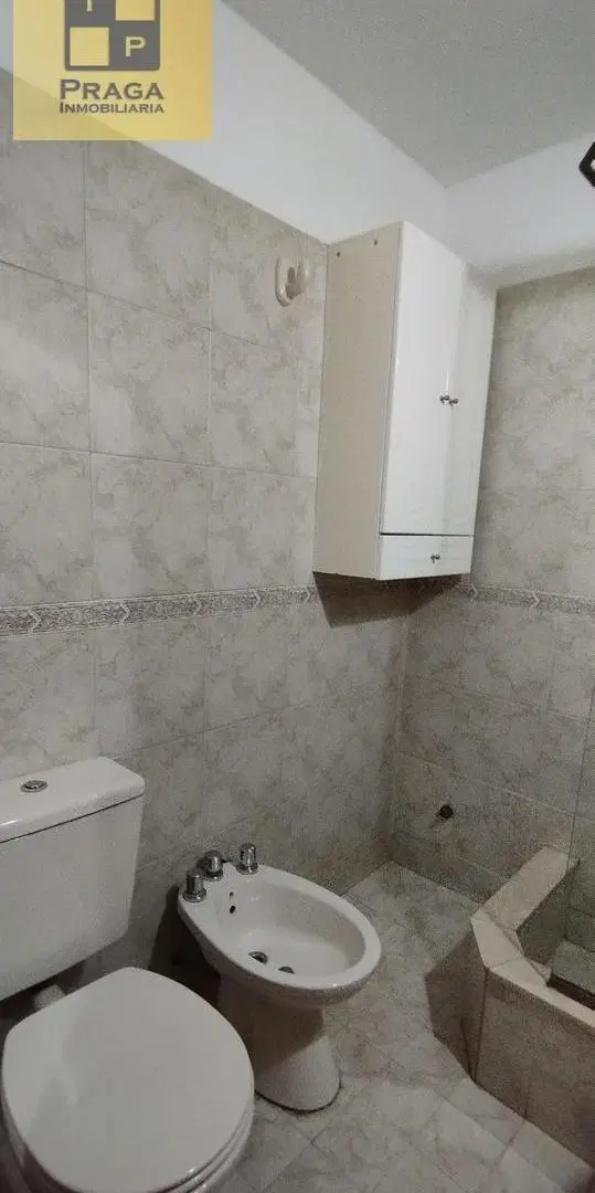 CON COCHERA EN EL MISMO EDIFICIO - MUY AMPLIO 5