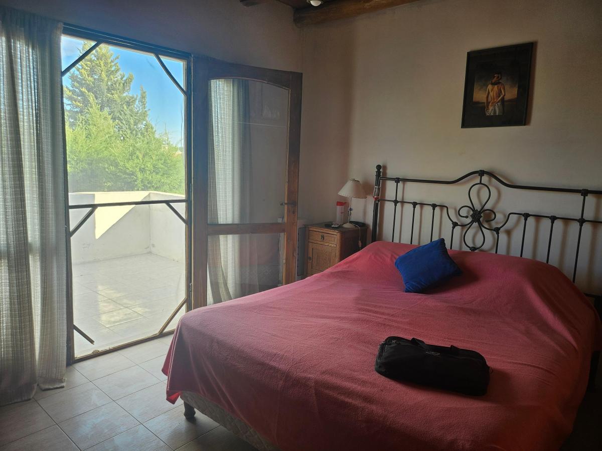Hermosa Casa en Barrio Privado Portal de Los Sauces Maipu 3