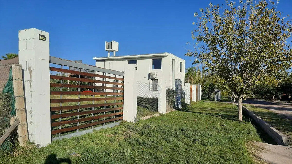 MODERNA CASA ESTILO AMERICANO, APTA CRÉDITO, B° PRIVADO 3