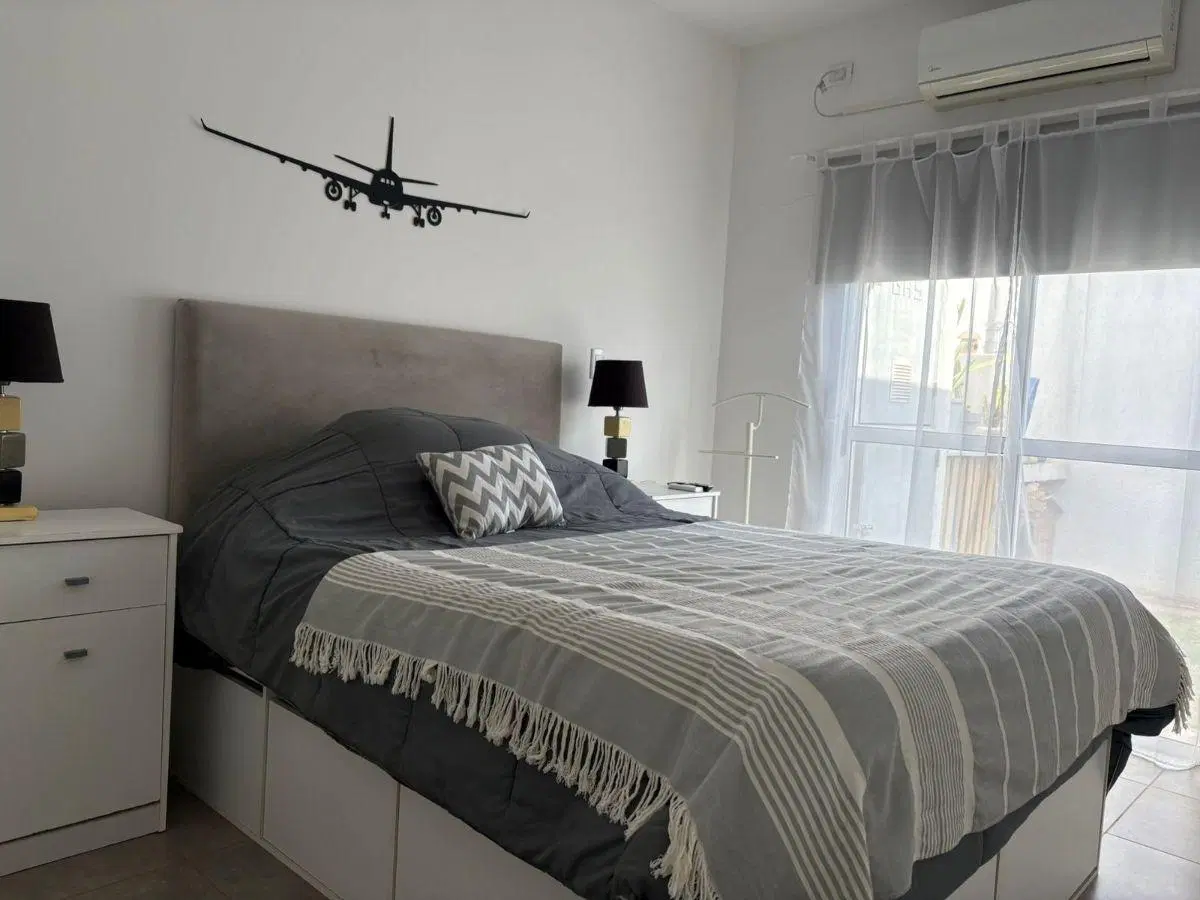 Casa en venta de 2 dormitorios en barrio Privado en Guaymallen. Apto credito 3
