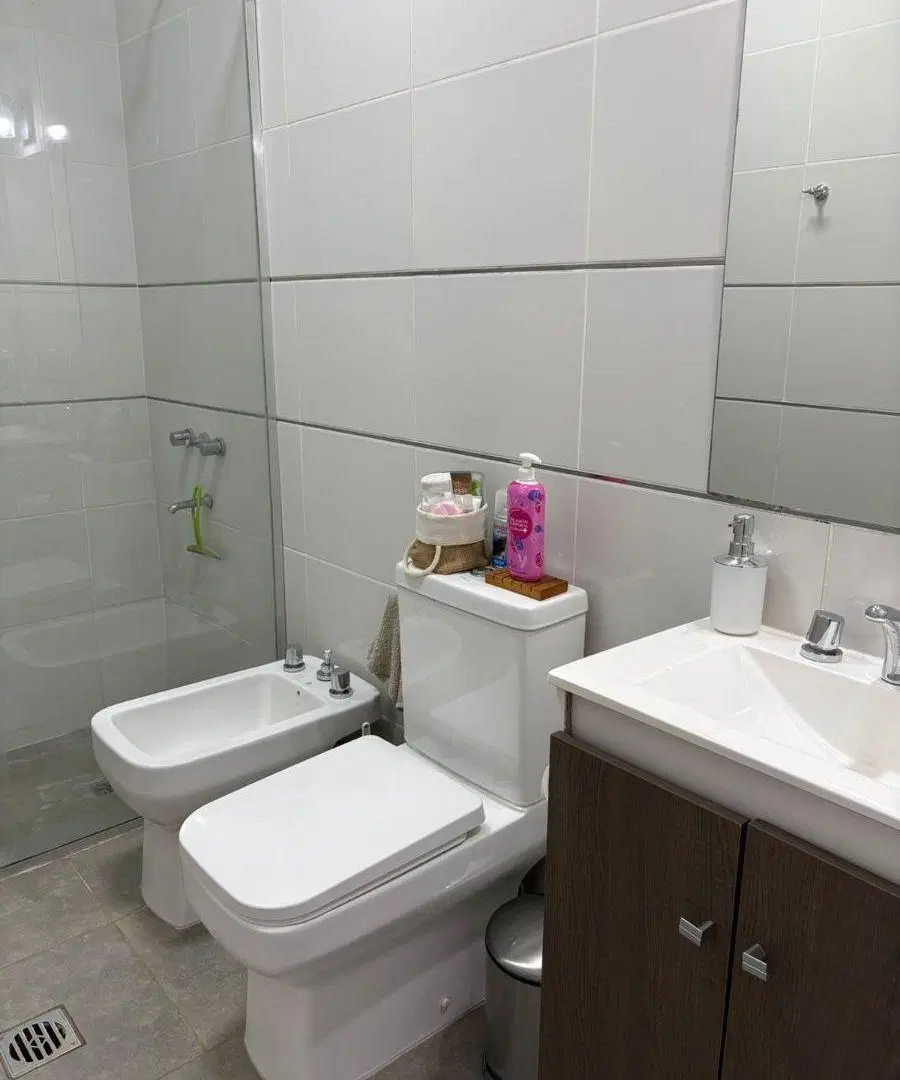 Casa en venta de 2 dormitorios en barrio Privado en Guaymallen. Apto credito 5