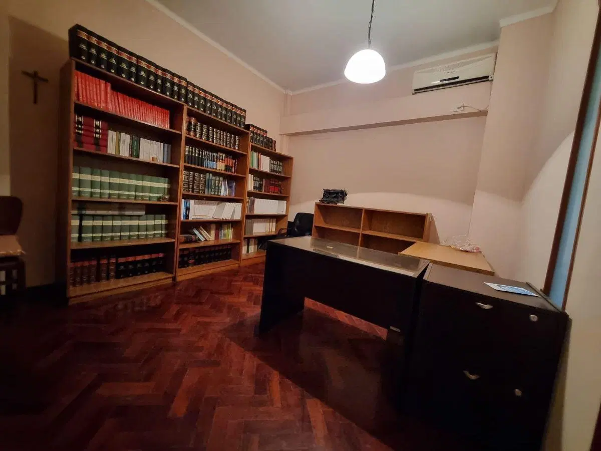 EUSKADI OFRECE ALQUILER OFICINAS EN PLENO CENTRO CIUDAD DE MENDOZA 4