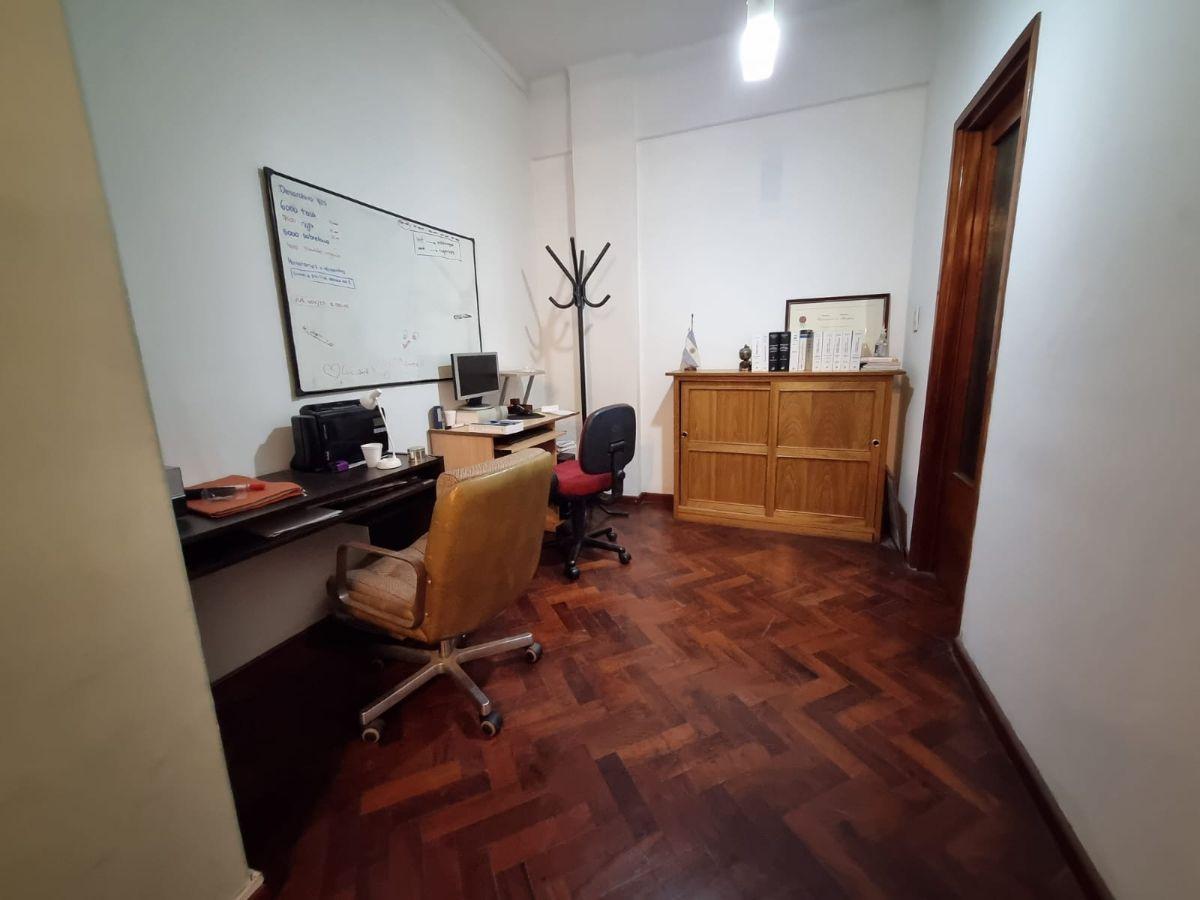 Foto de EUSKADI OFRECE ALQUILER OFICINAS EN PLENO CENTRO CIUDAD DE MENDOZA, imagen 5