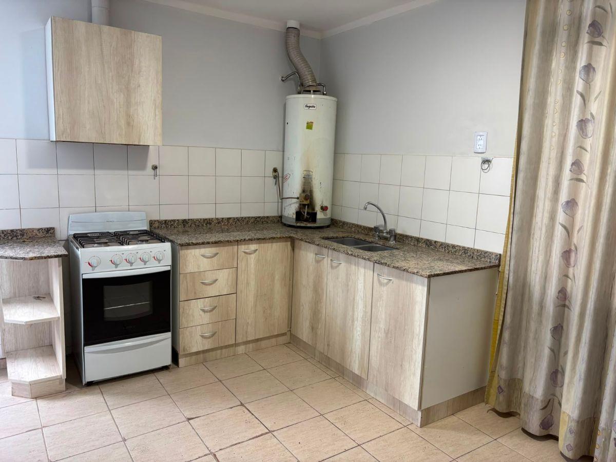 Foto de Casa en alquiler c/ cochera en Gobernador Benegas, imagen 4