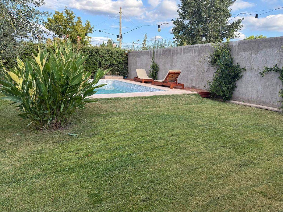 Foto de Casa en venta c/ cochera en Luján de Cuyo, imagen 4