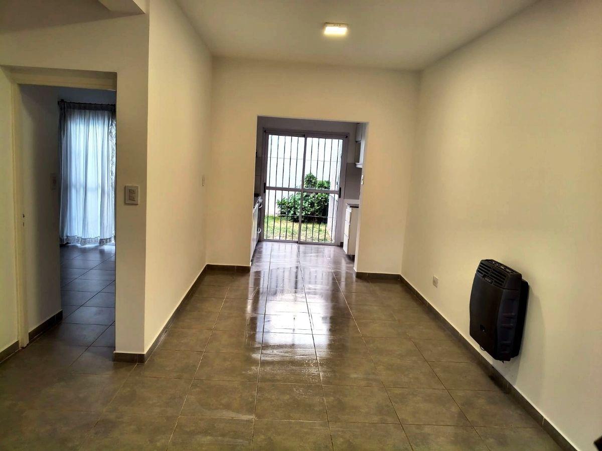 Foto de Casa en alquiler en San Francisco del Monte, imagen 3