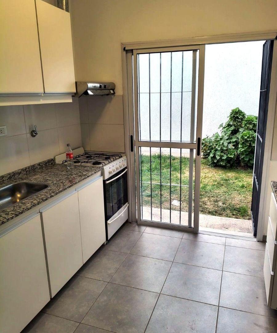Foto de Casa en alquiler en San Francisco del Monte, imagen 4