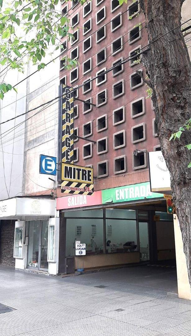 Foto de Cochera cubierta / Microcentro / Mitre casi Las Heras, imagen 1