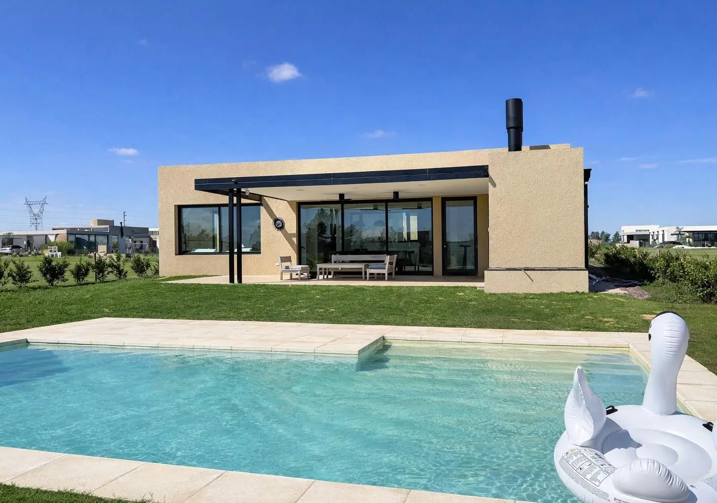 Casa - Fisherton 2