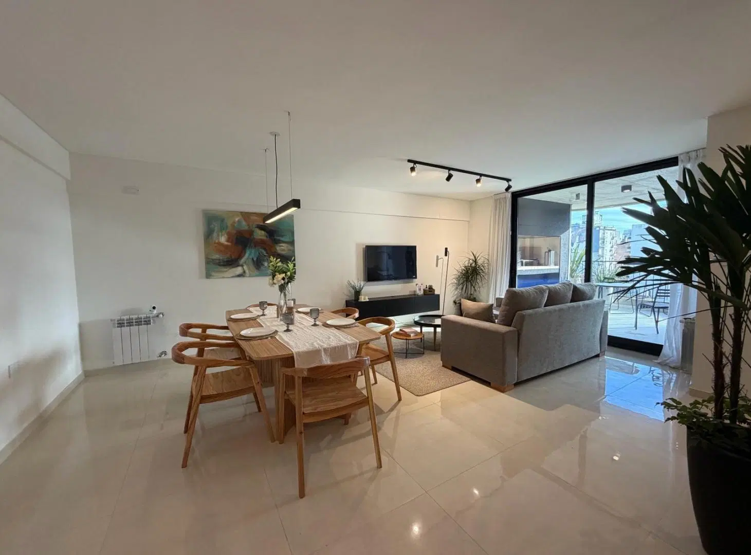 VENTA Departamento de 3 Dormitorios | Montevideo 961 | Centro Rosario | Balcón y Amenities Premium 2