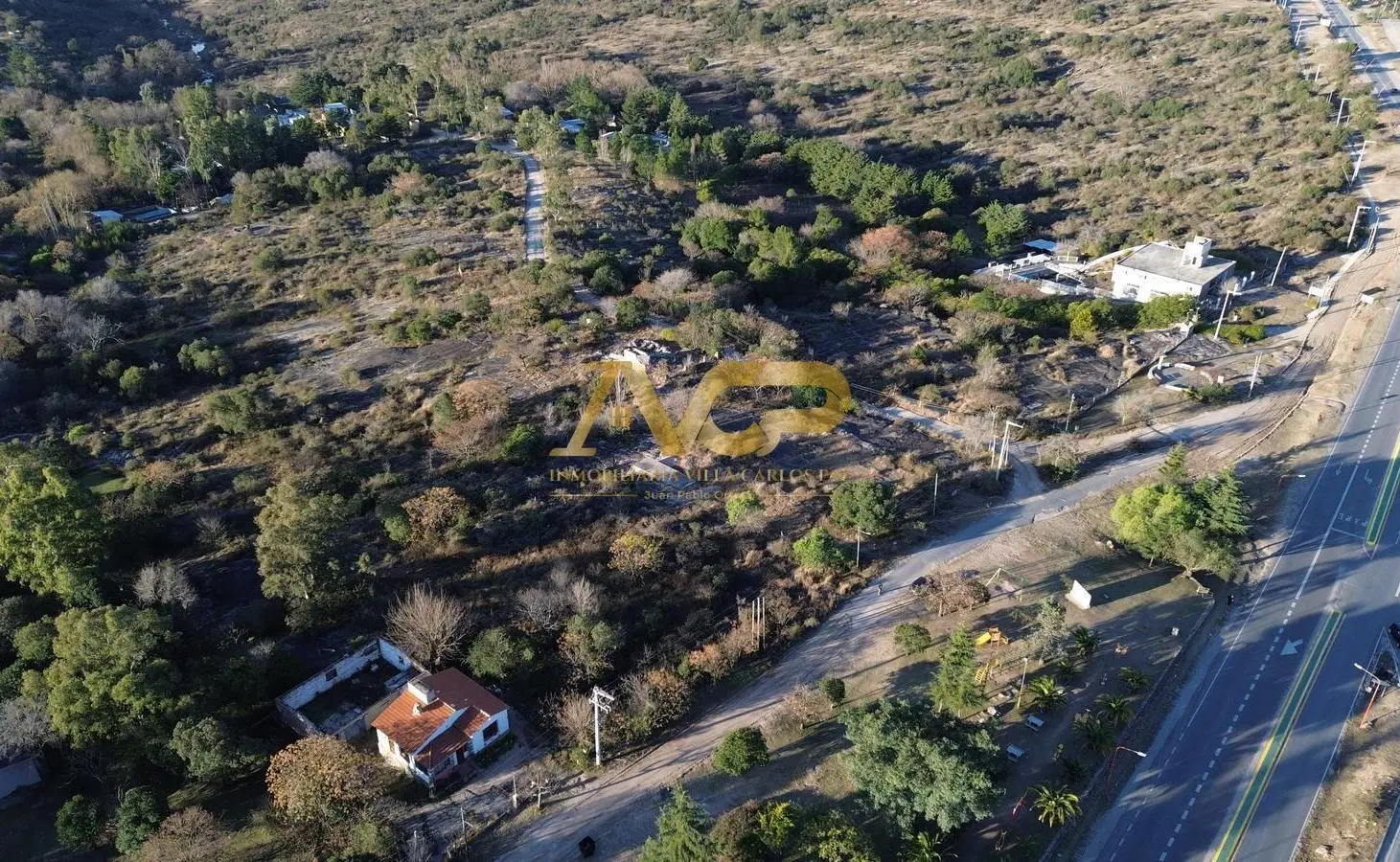 LOTE EN VENTA en Tanti - FRENTE A LA RUTA28 4