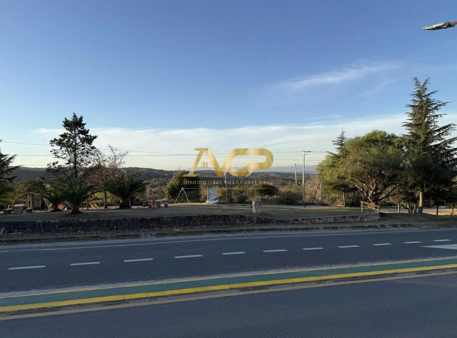 LOTE EN VENTA en Tanti - FRENTE A LA RUTA28 5