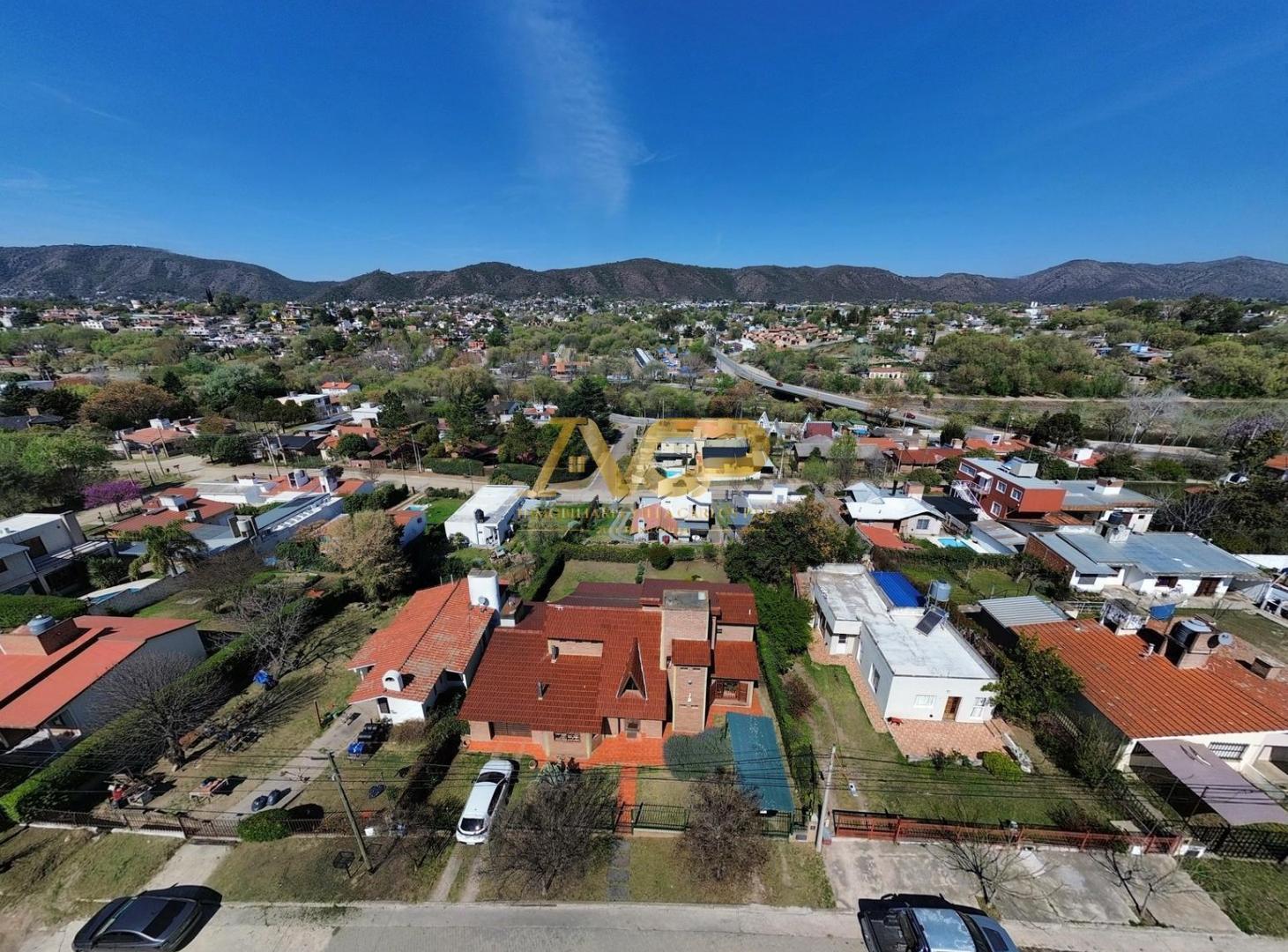 Foto de Casa en venta a 200 mts del rio en Carlos Paz, imagen 1